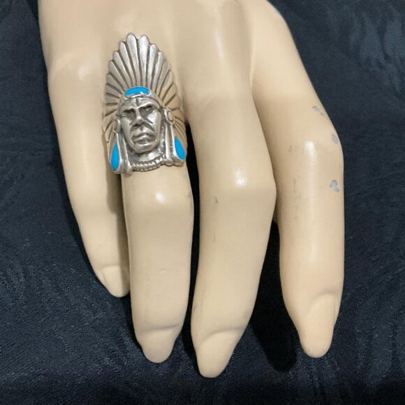Sterlng Silver and Turquoise Indian Chief headress Ring Size 8 - Picture 1 of 4